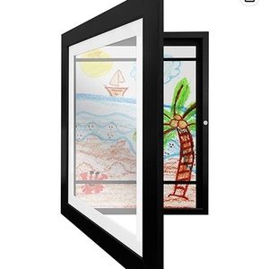 Childrens art holder